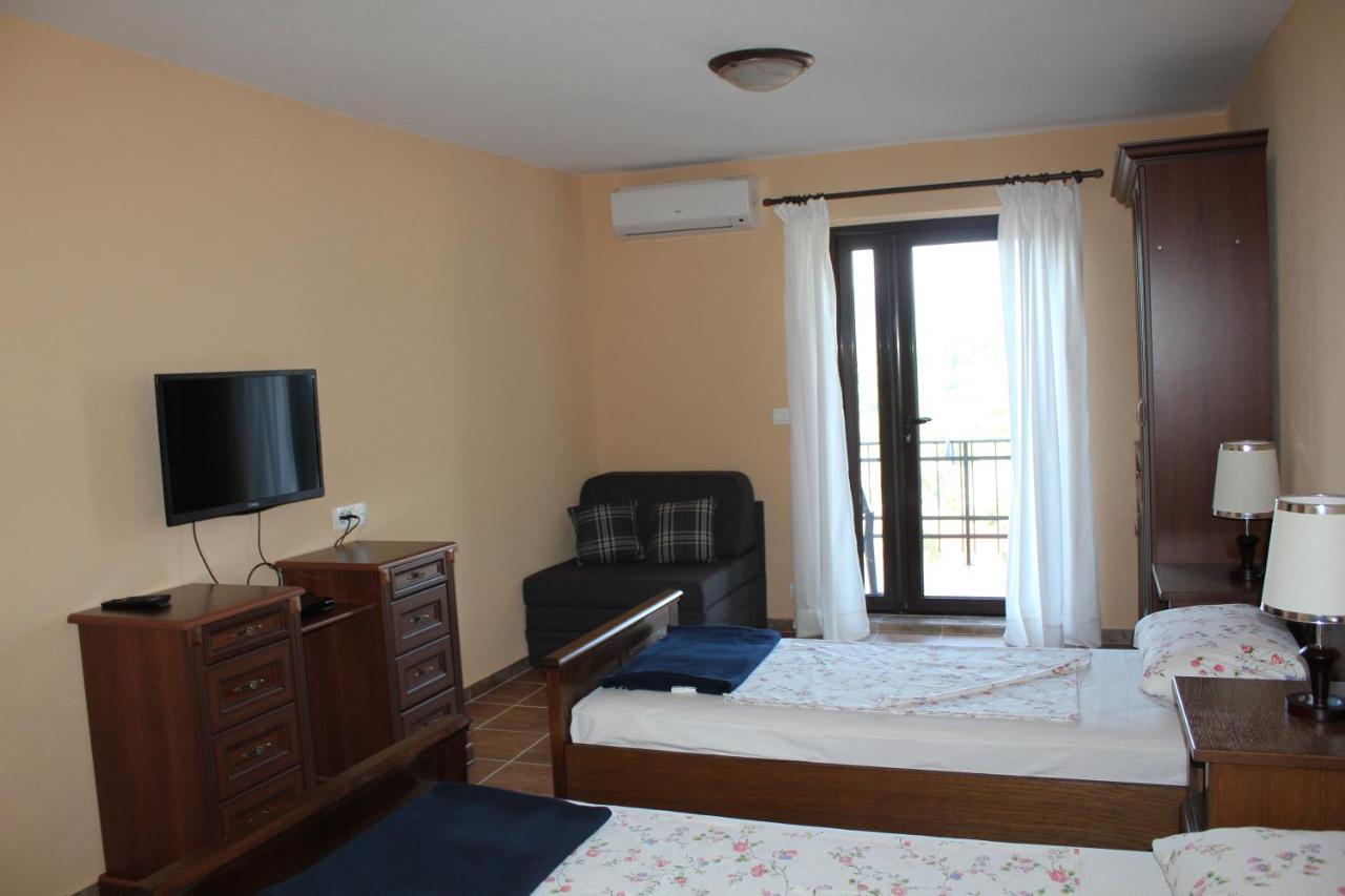 Villa Malina New Tivat Exterior foto